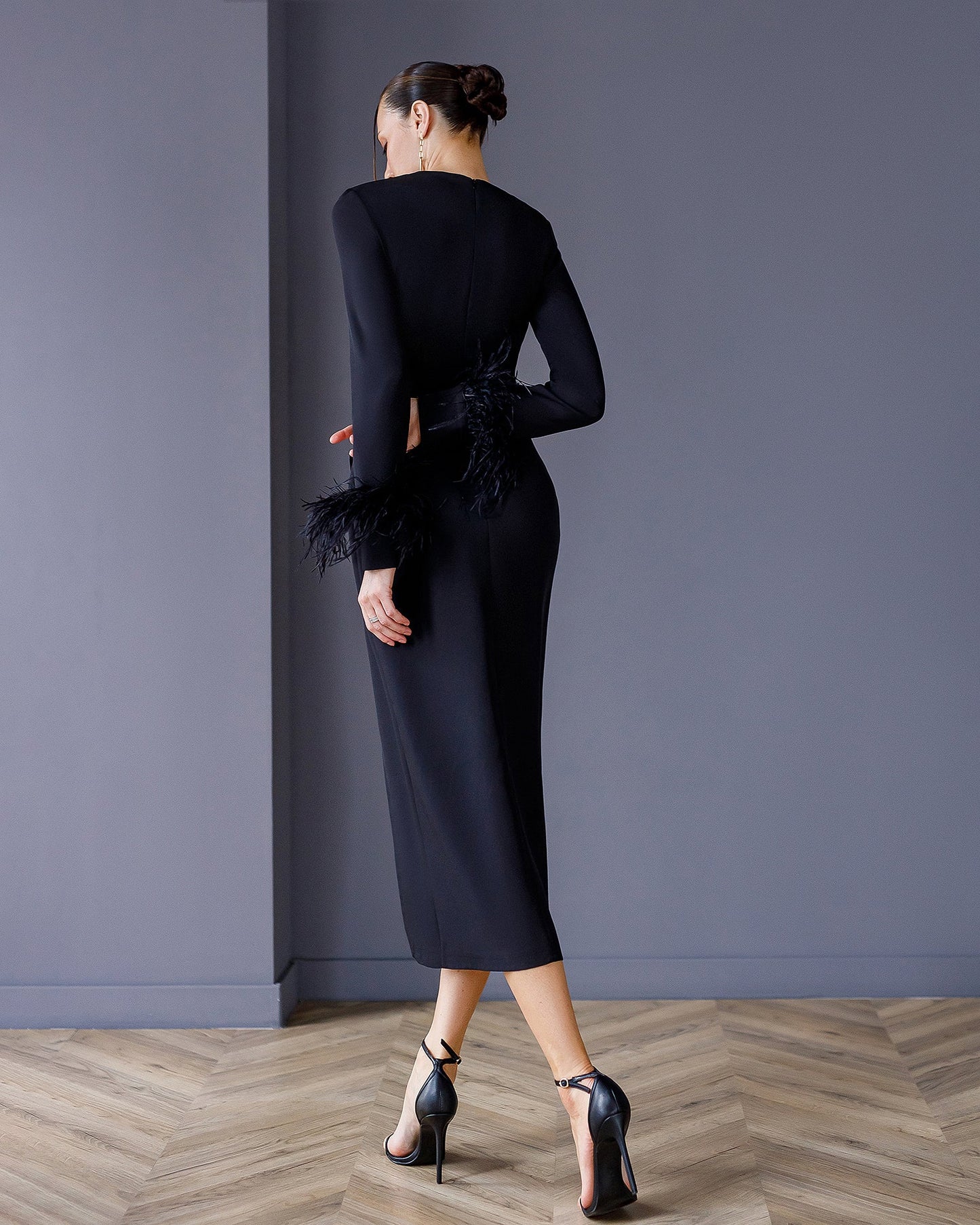 Black Long Sleeve Midi Dress