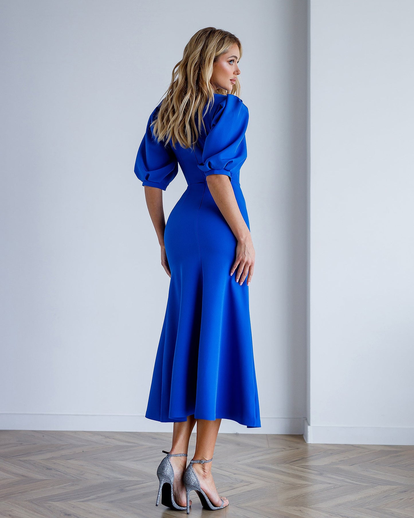 Blue Puff-Sleeve Midi Dress