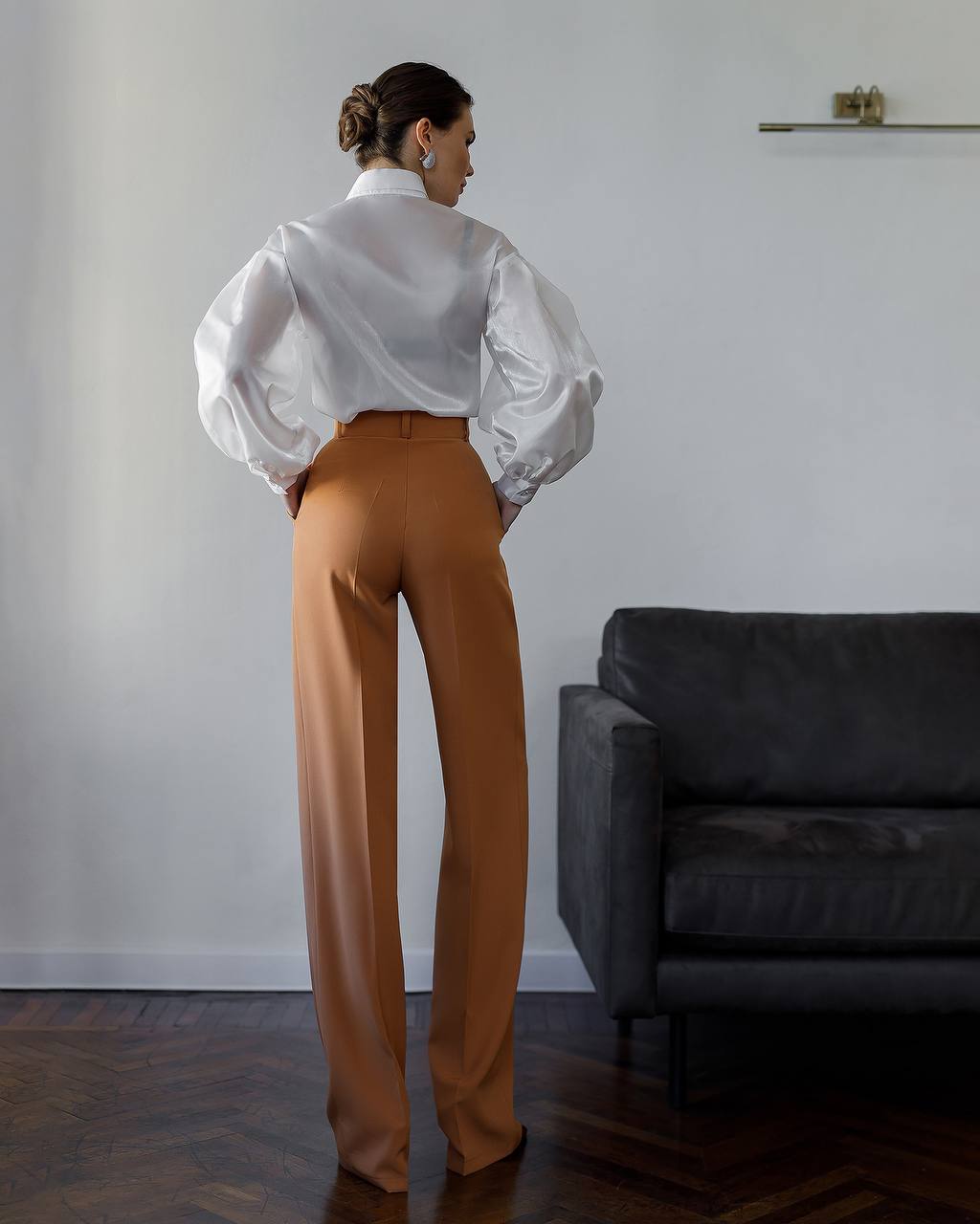 Iris Wide-leg palazzo pants with two buttons