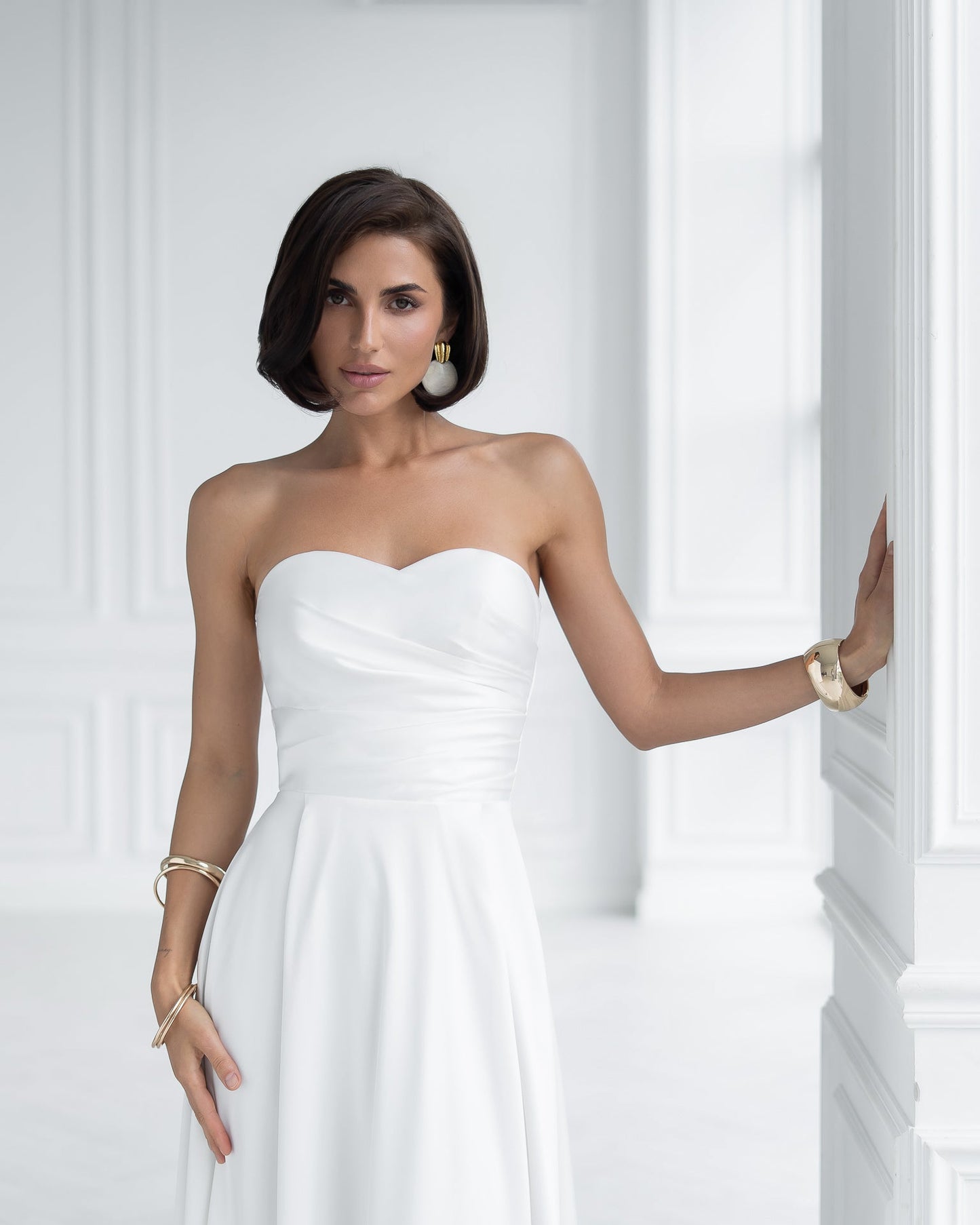 Nova White Satin Strapless Sweetheart Midi Dress