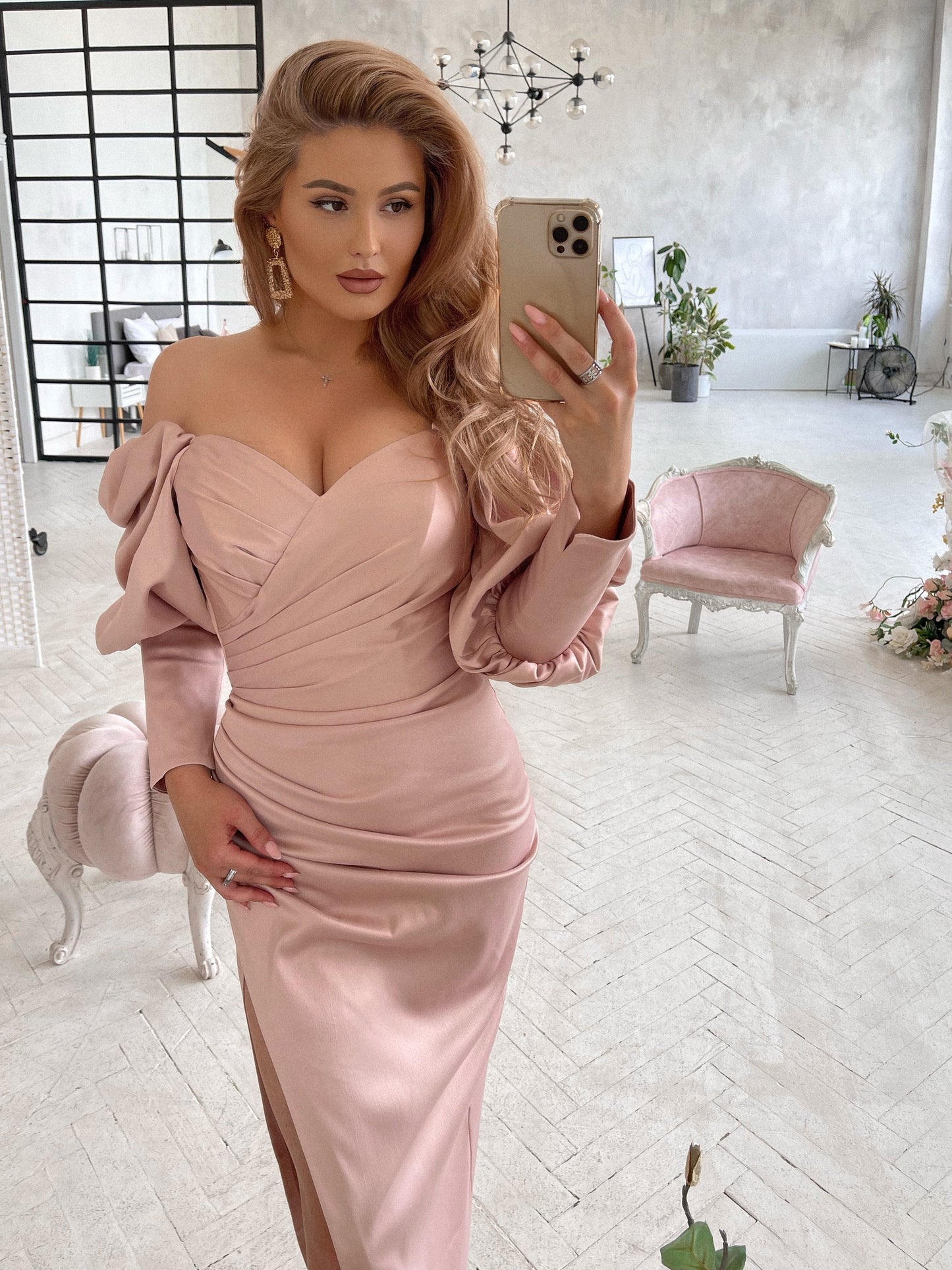 Dusty Pink Satin Puff-Sleeve Midi Dress