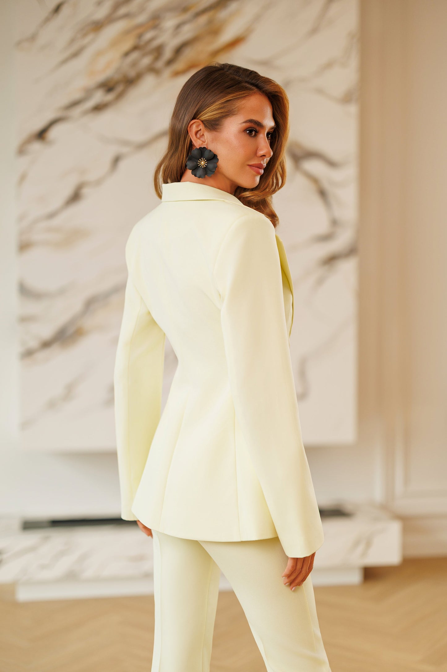 Liora Yellow Single-Breasted Suit 2-Piece