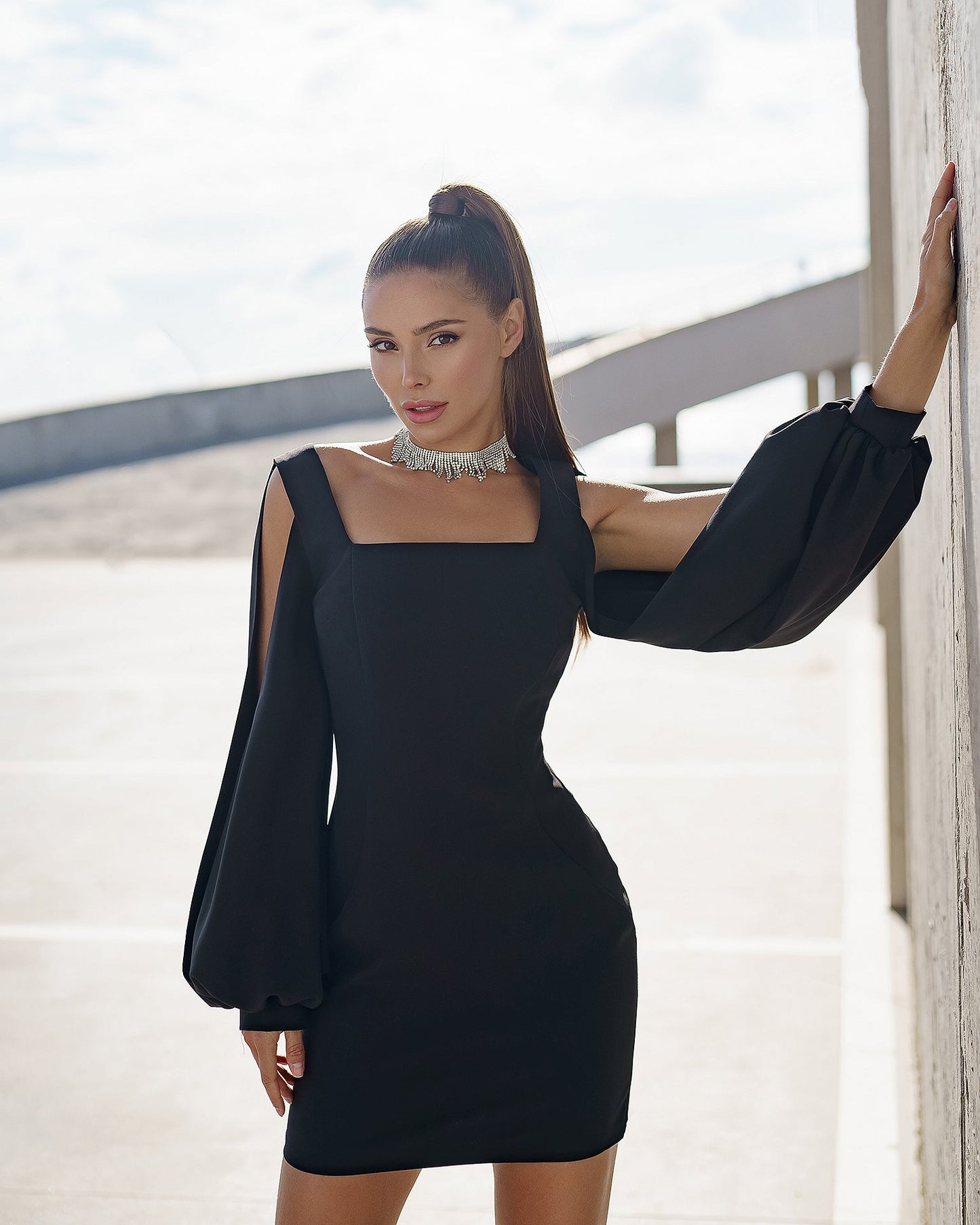 Black Square Neck Сut-Out Sleeve Mini Dress