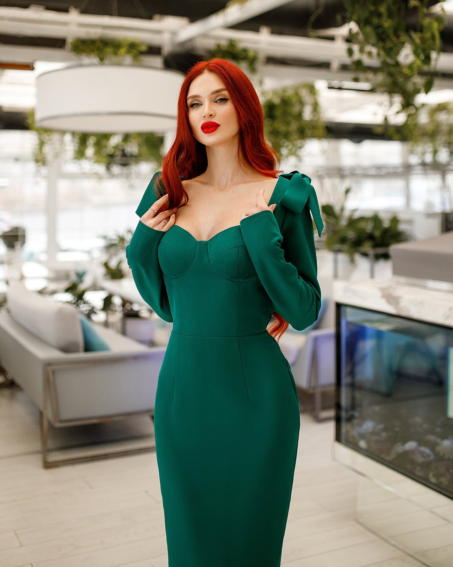 trinarosh Emerald Sweetheart Bow Shoulder Midi Dress