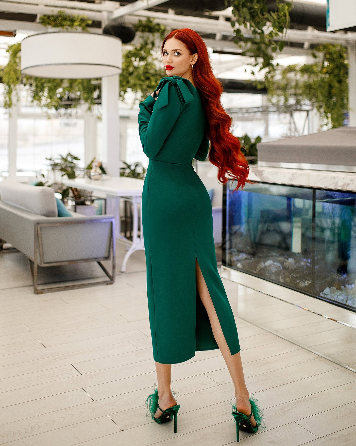 trinarosh Emerald Sweetheart Bow Shoulder Midi Dress