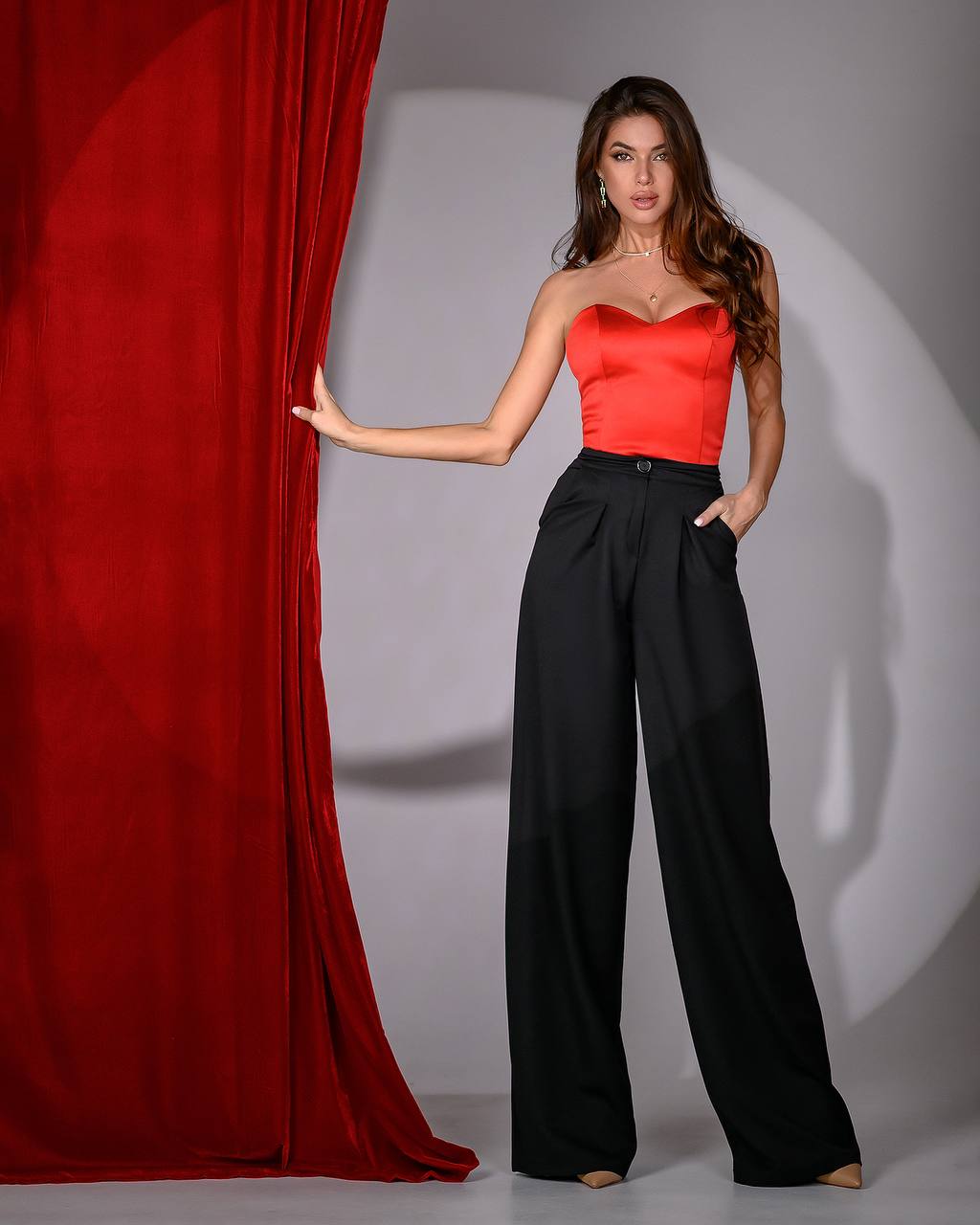 trinarosh Black High Waist Fitted Palazzo Pants