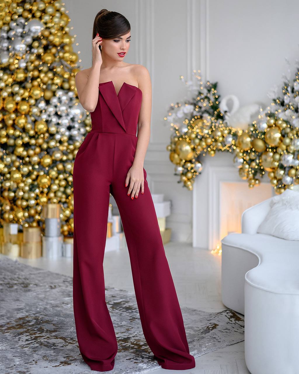 Burgunder Korsett- und Flare-Hosen-Jumpsuit