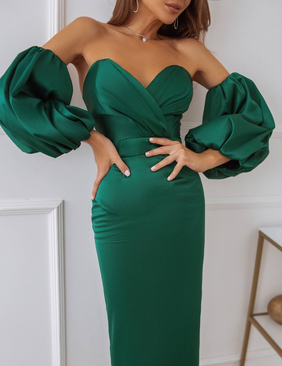 trinarosh Emerald Puffed Sleeve Midi Prom Dress