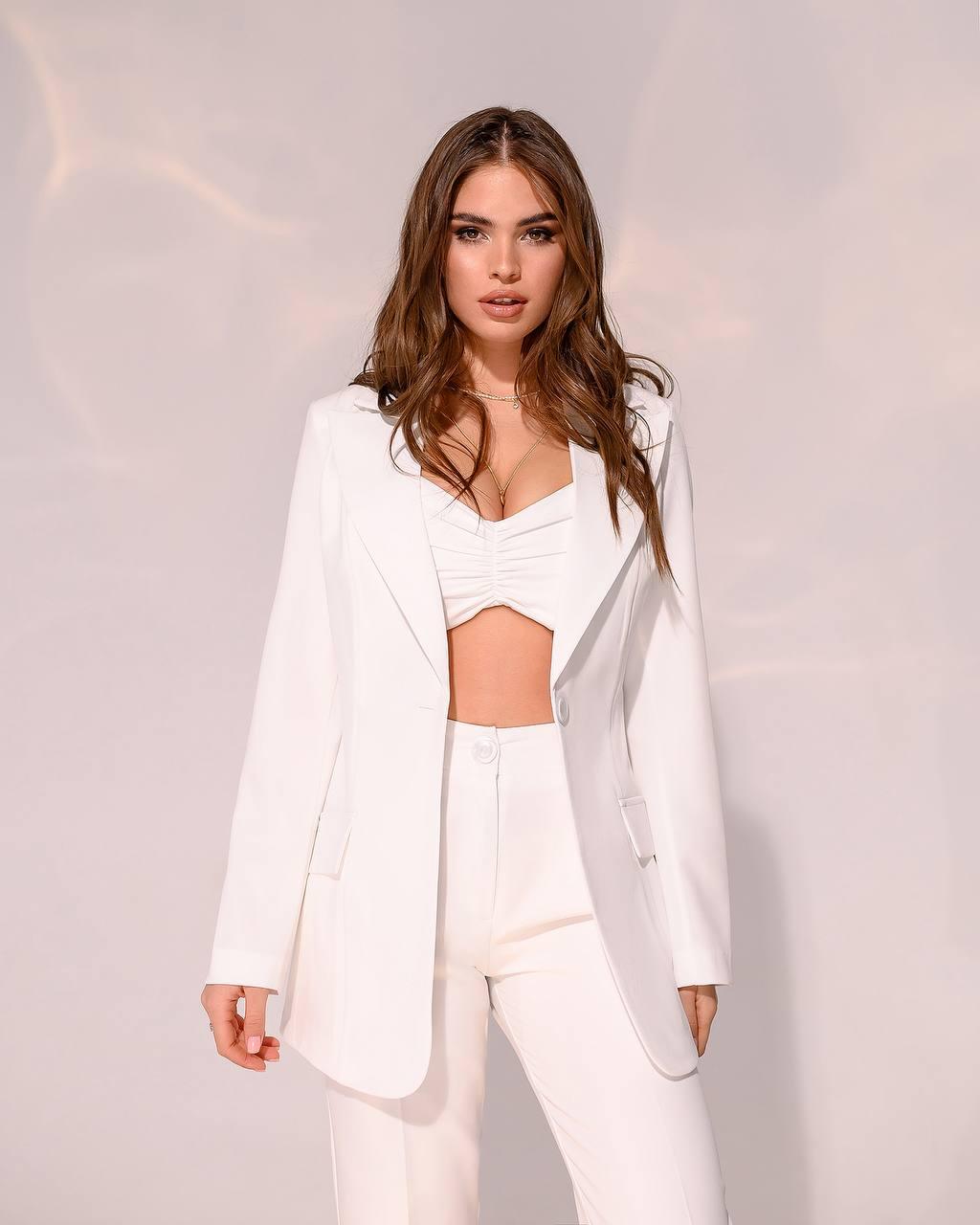 trinarosh White Casual 3-Piece Suit With Straight Leg Trousers And Top