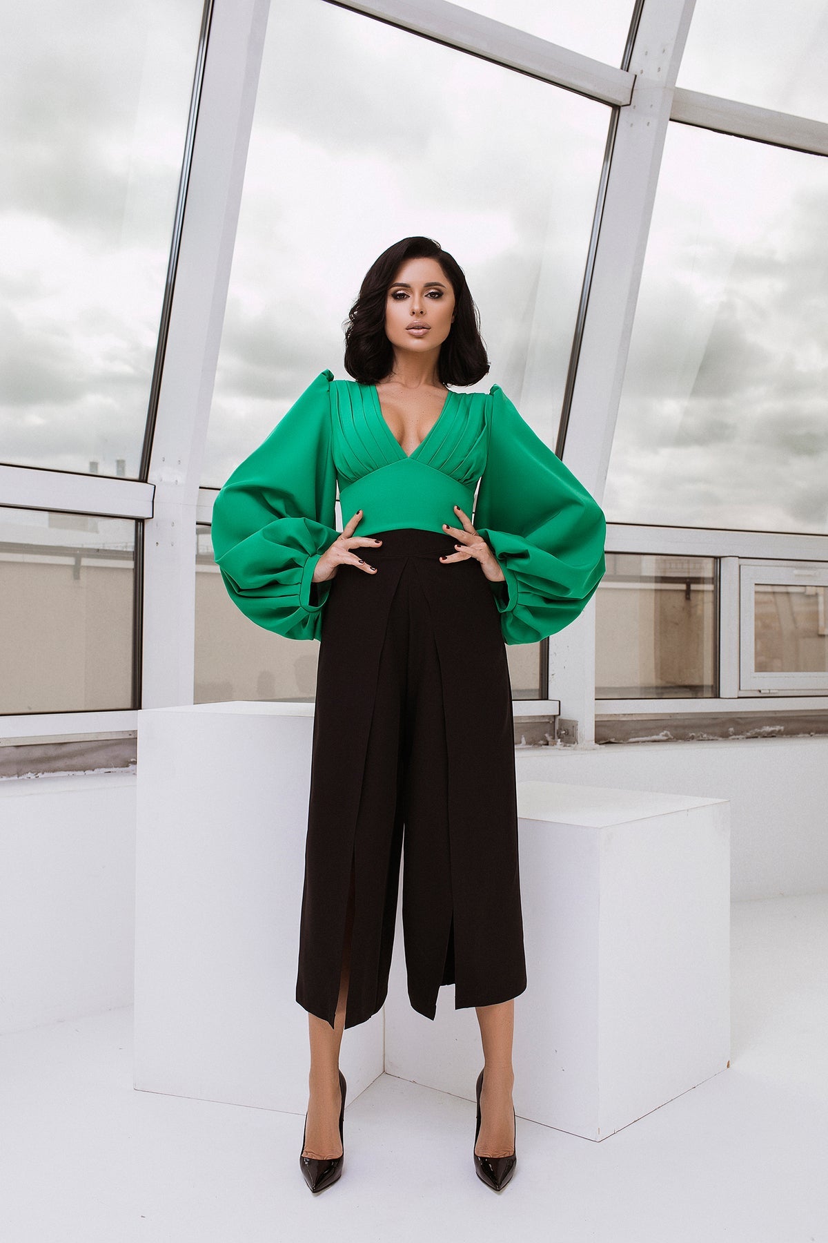 trinarosh Green Puff Sleeve V-neck Blouse