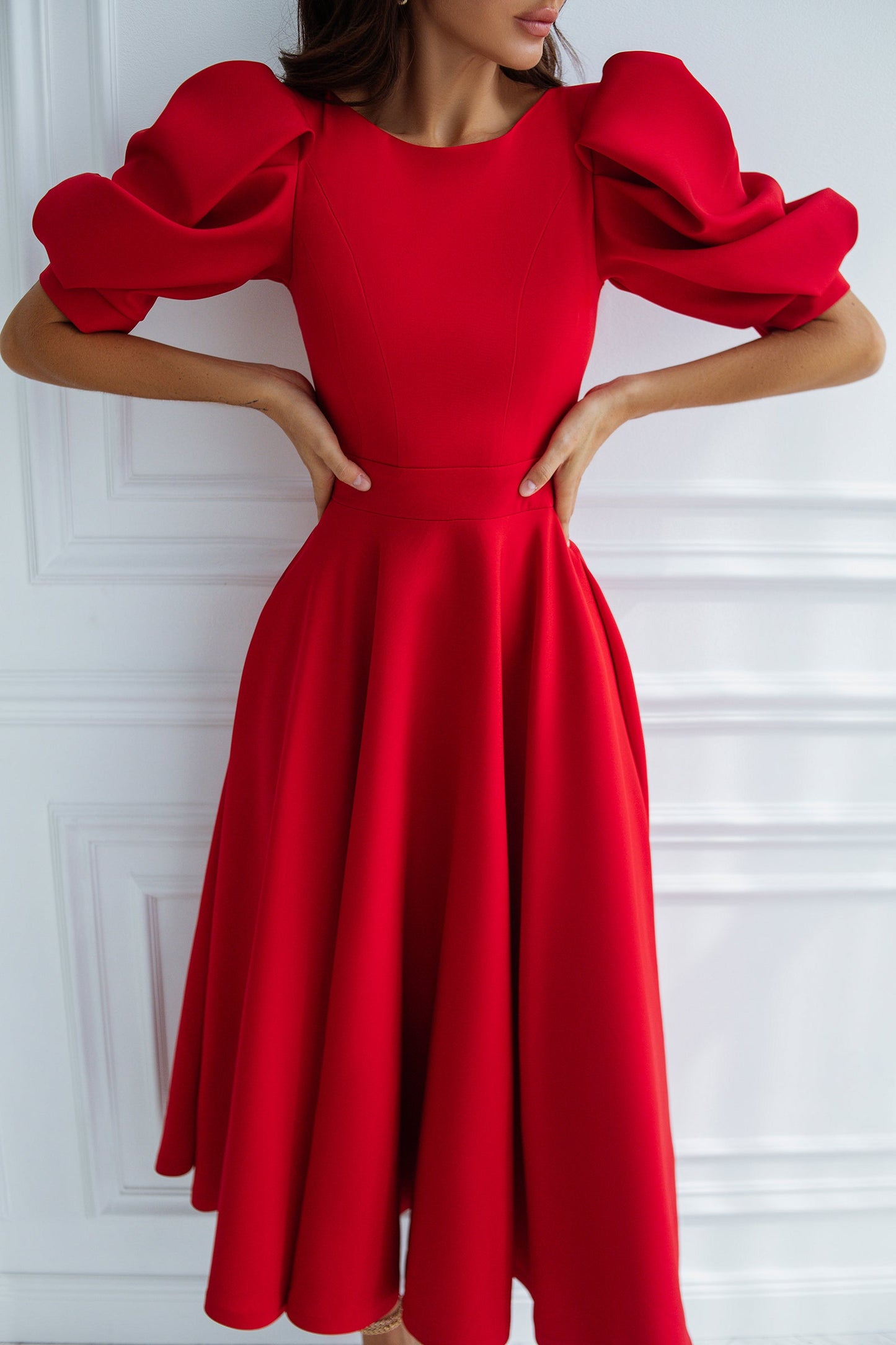 trinarosh Red Backless Puff-Sleeve Midi Dress