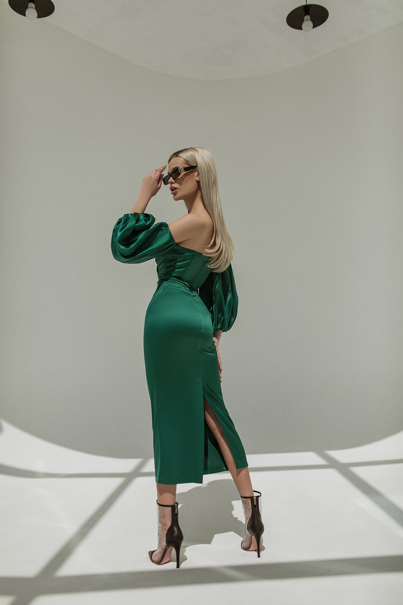 trinarosh Emerald Puffed Sleeve Midi Prom Dress