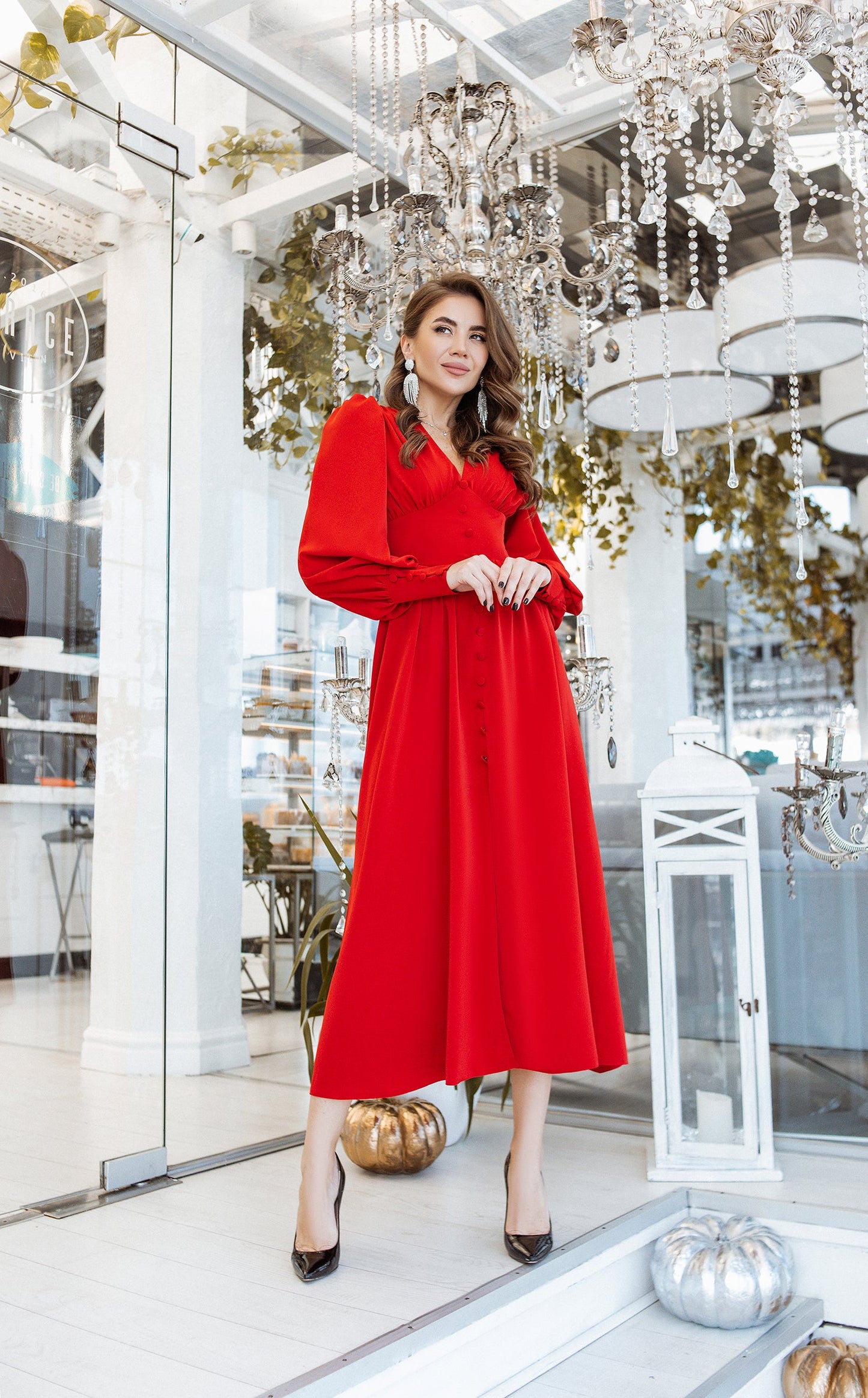trinarosh Red Buttoned Puff-Sleeve Midi Dress