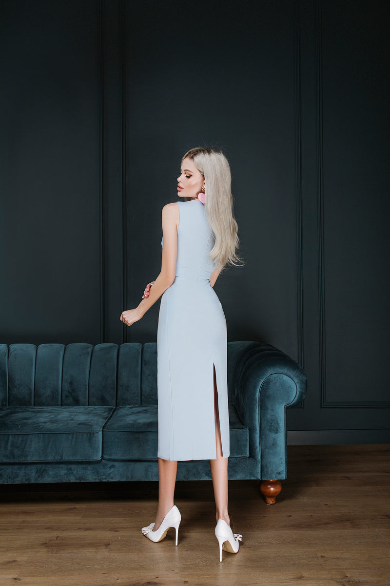 trinarosh Sky-Blue Sleeveless Midi Dress