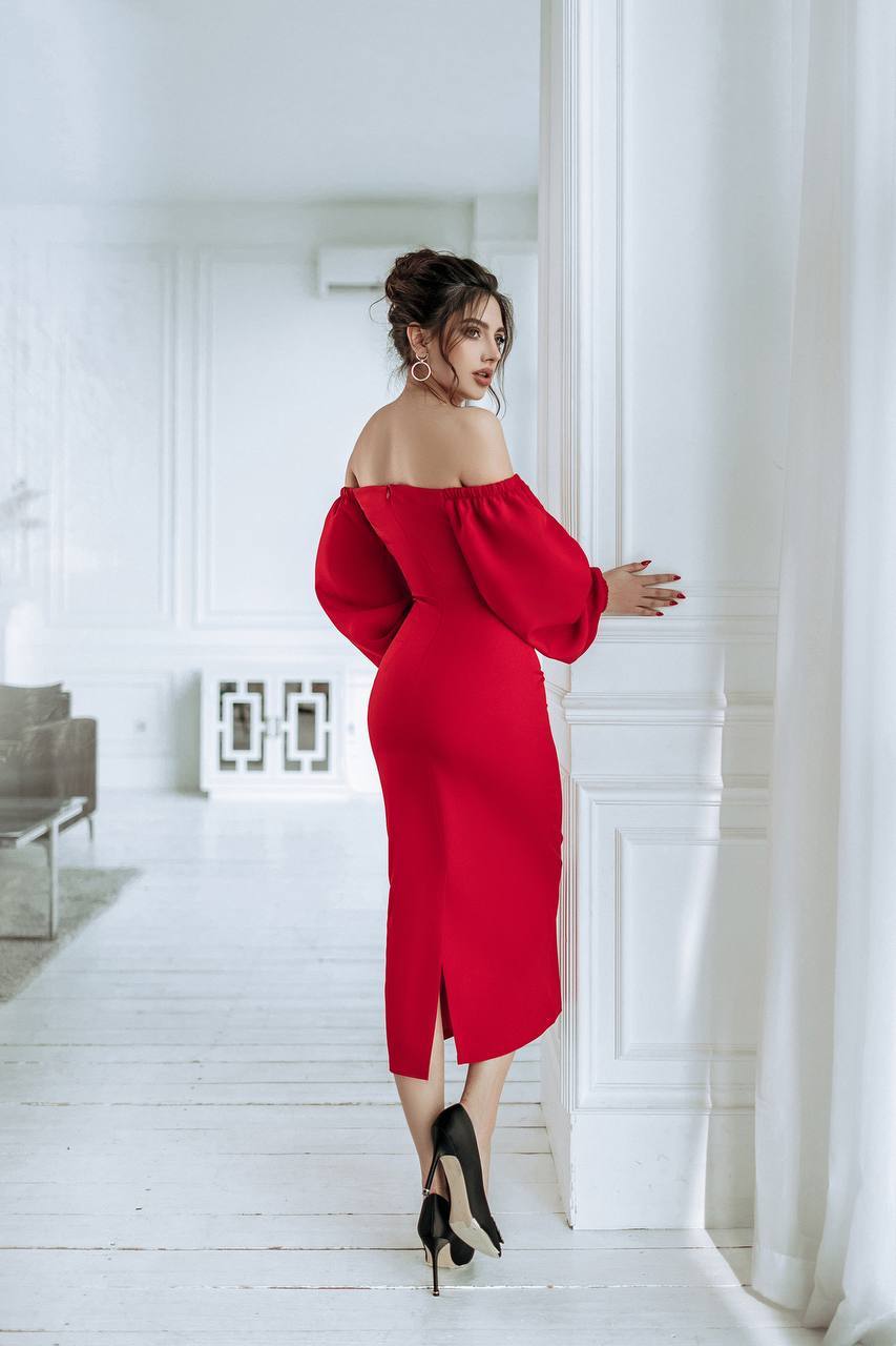 trinarosh Red Puff-Sleeve Midi Dress