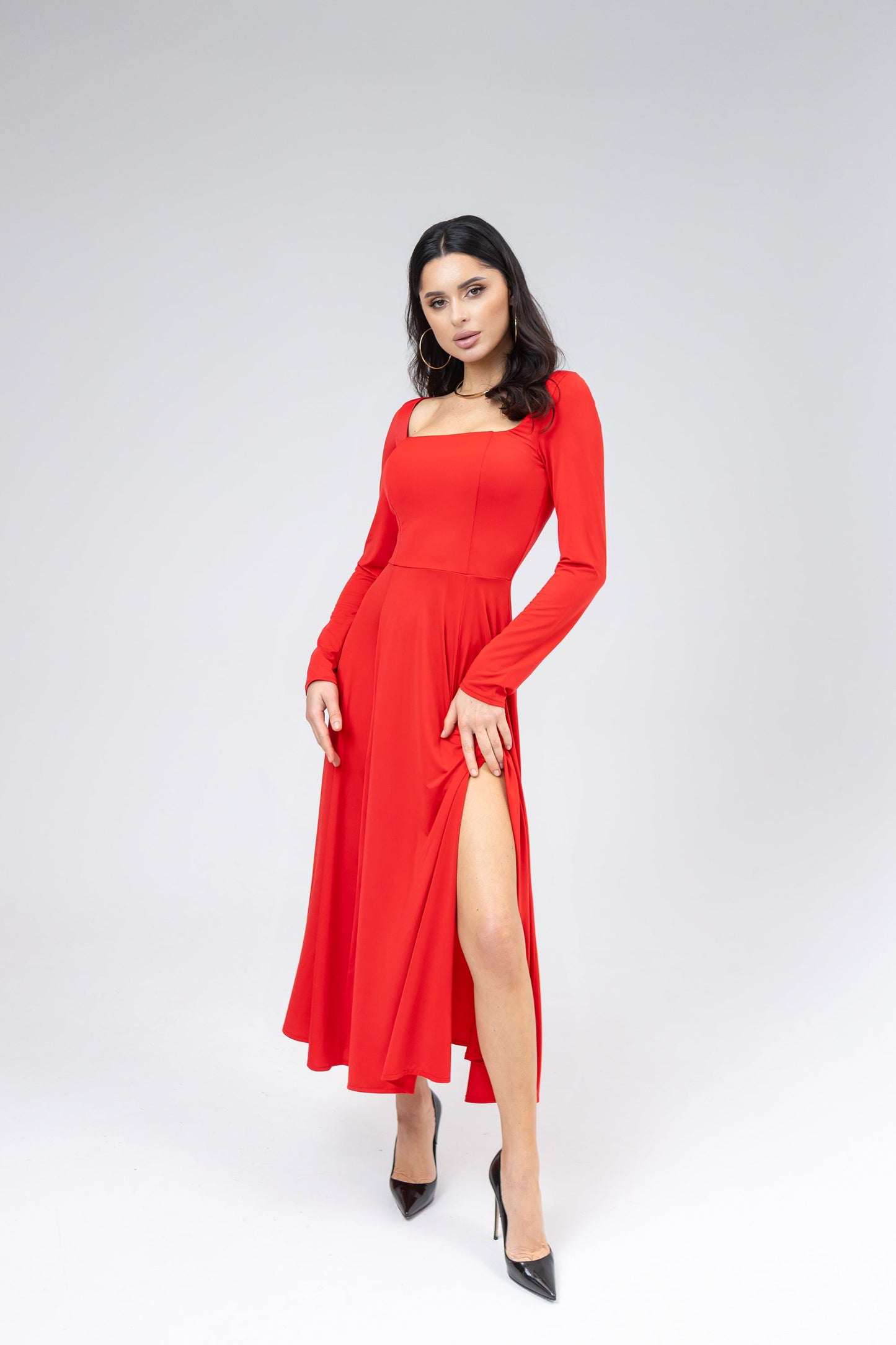 Red Square Neck Long-Sleeve High Slit Midi Dress