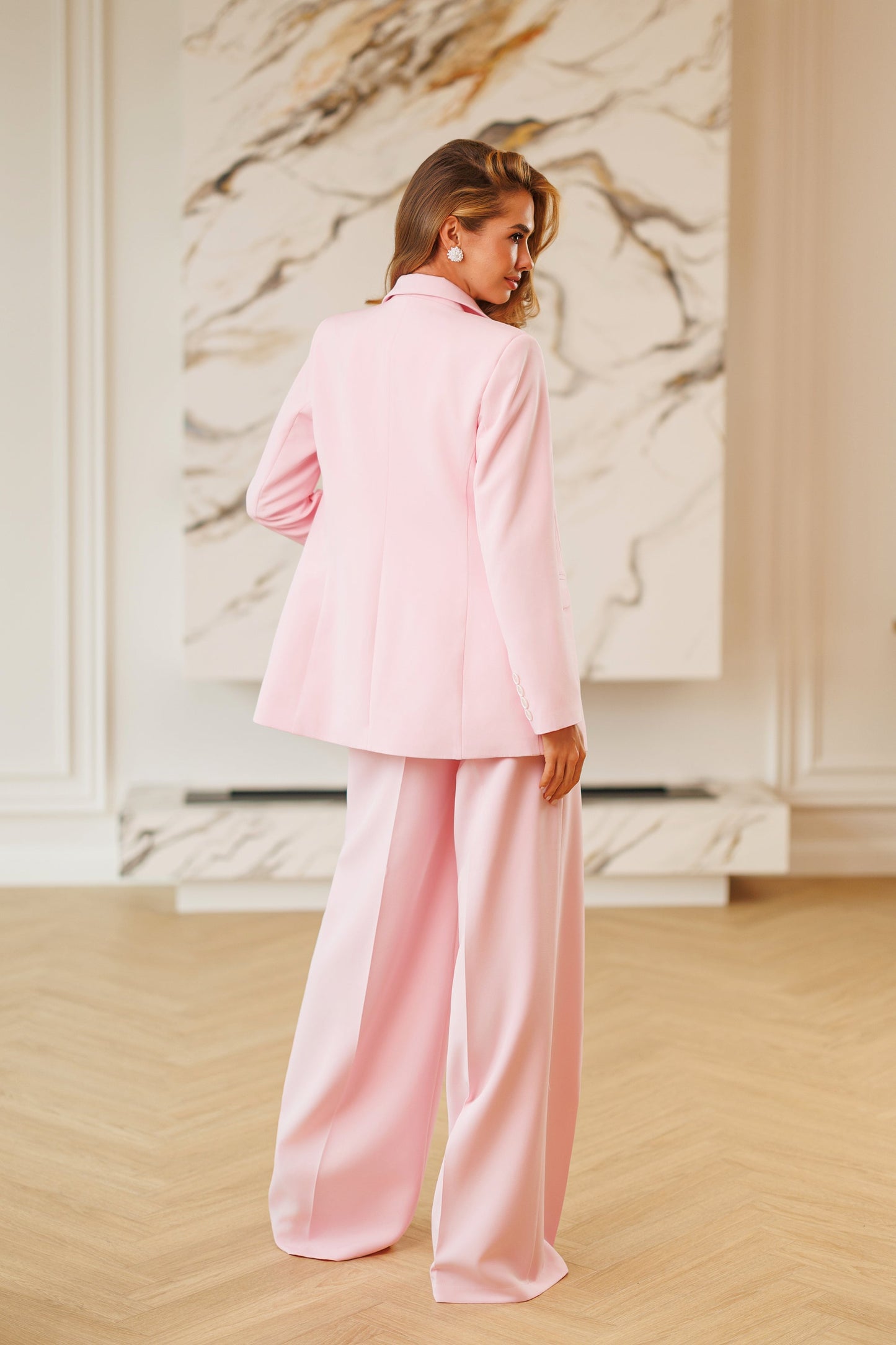 Selene Pink Single-Breasted Relaxed-Fit Suit 2-Piece