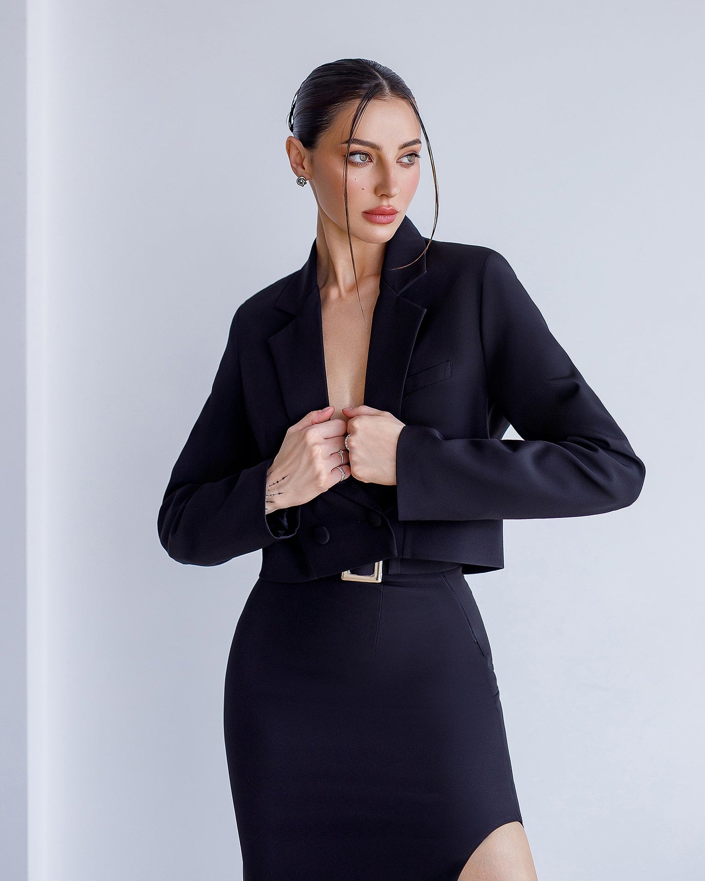 Black Crop Jacket Skirt Suit 2-Piece Suit