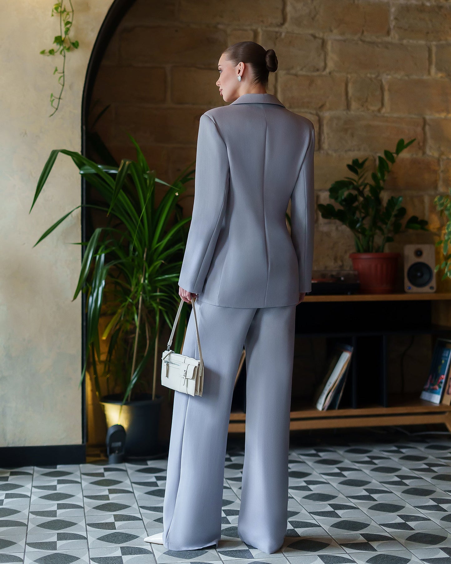 Grey Double-Breasted Style Relaxed Fit Suit 2-Piece