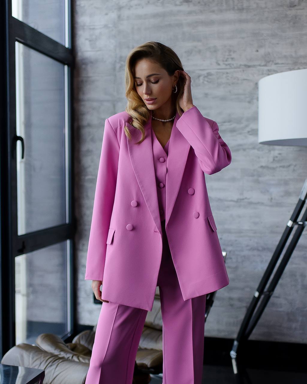 Pink Double-Breasted 3-Piece Suit