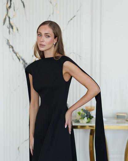 Black Boat-Neck Sleeveless Open-Back Maxi Dress