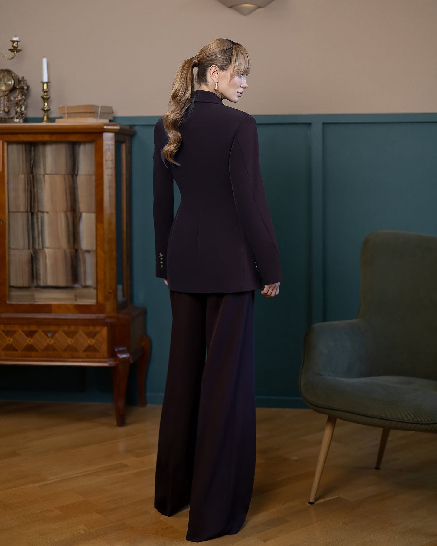 Liora Brown Double-Breasted Curved-Hem Suit 2-Piece