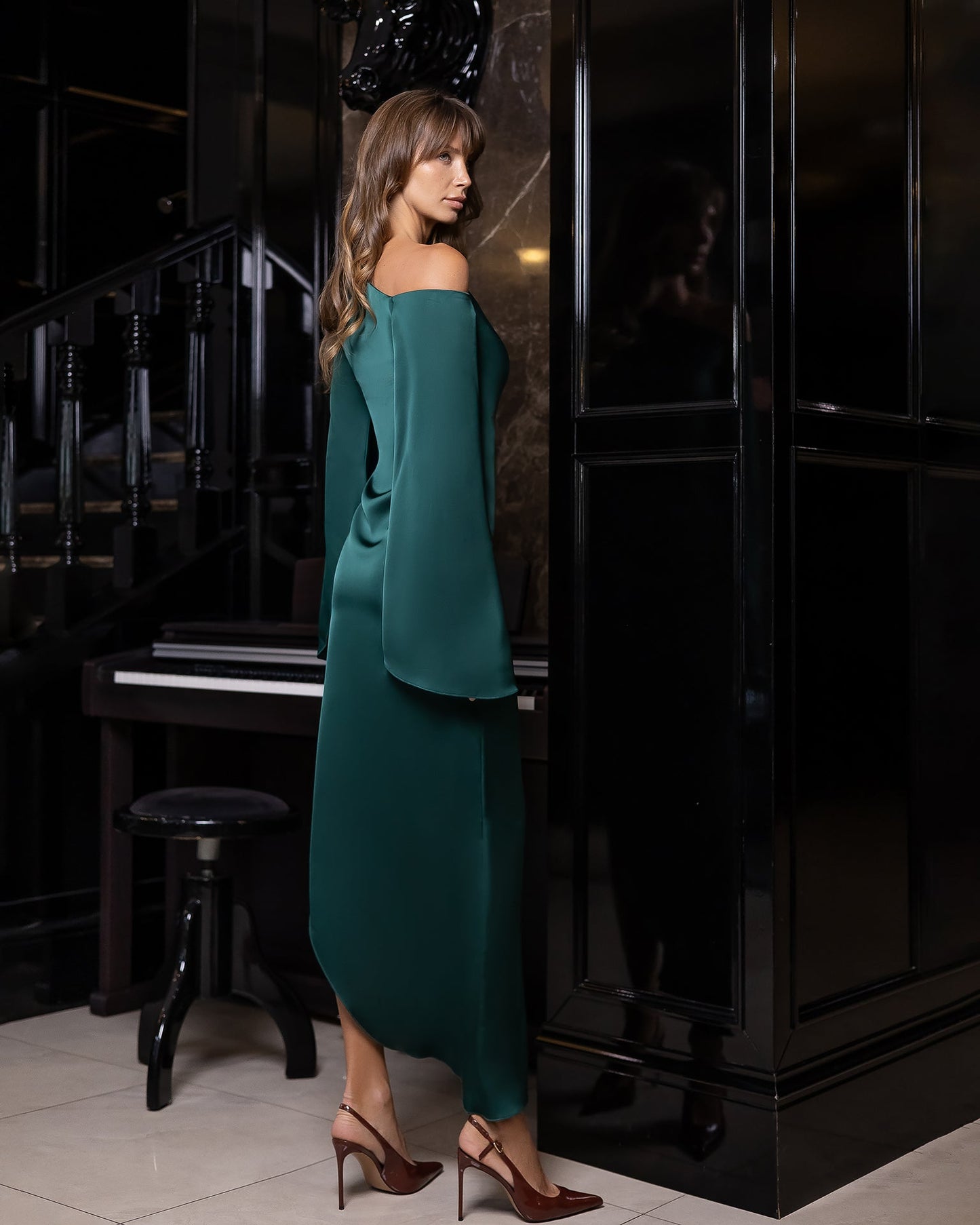 Celeste Emerald Satin Asymmetric One-Shoulder Midi Dress