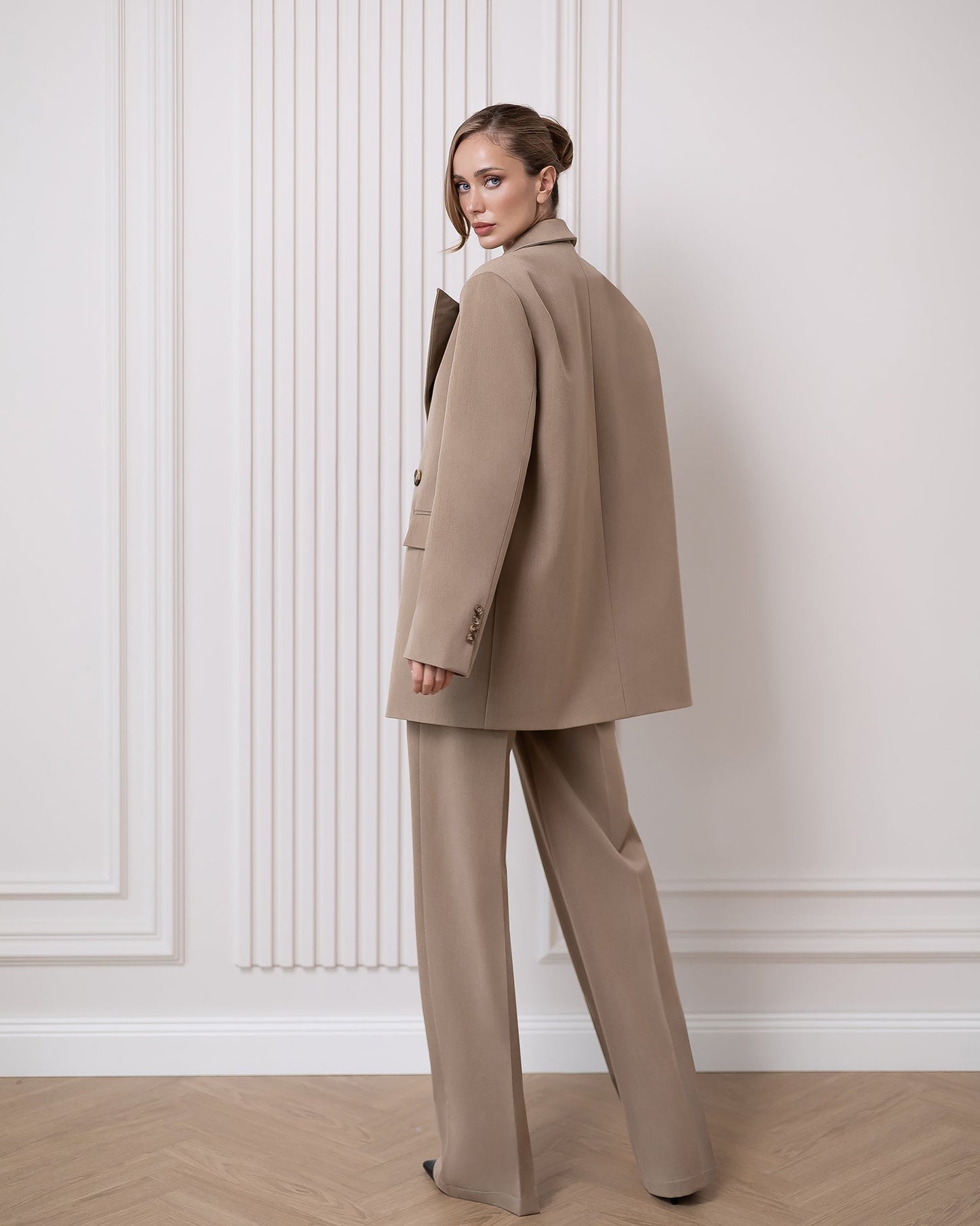 Liora Beige Oversized Double-Breasted Suit 2-Piece