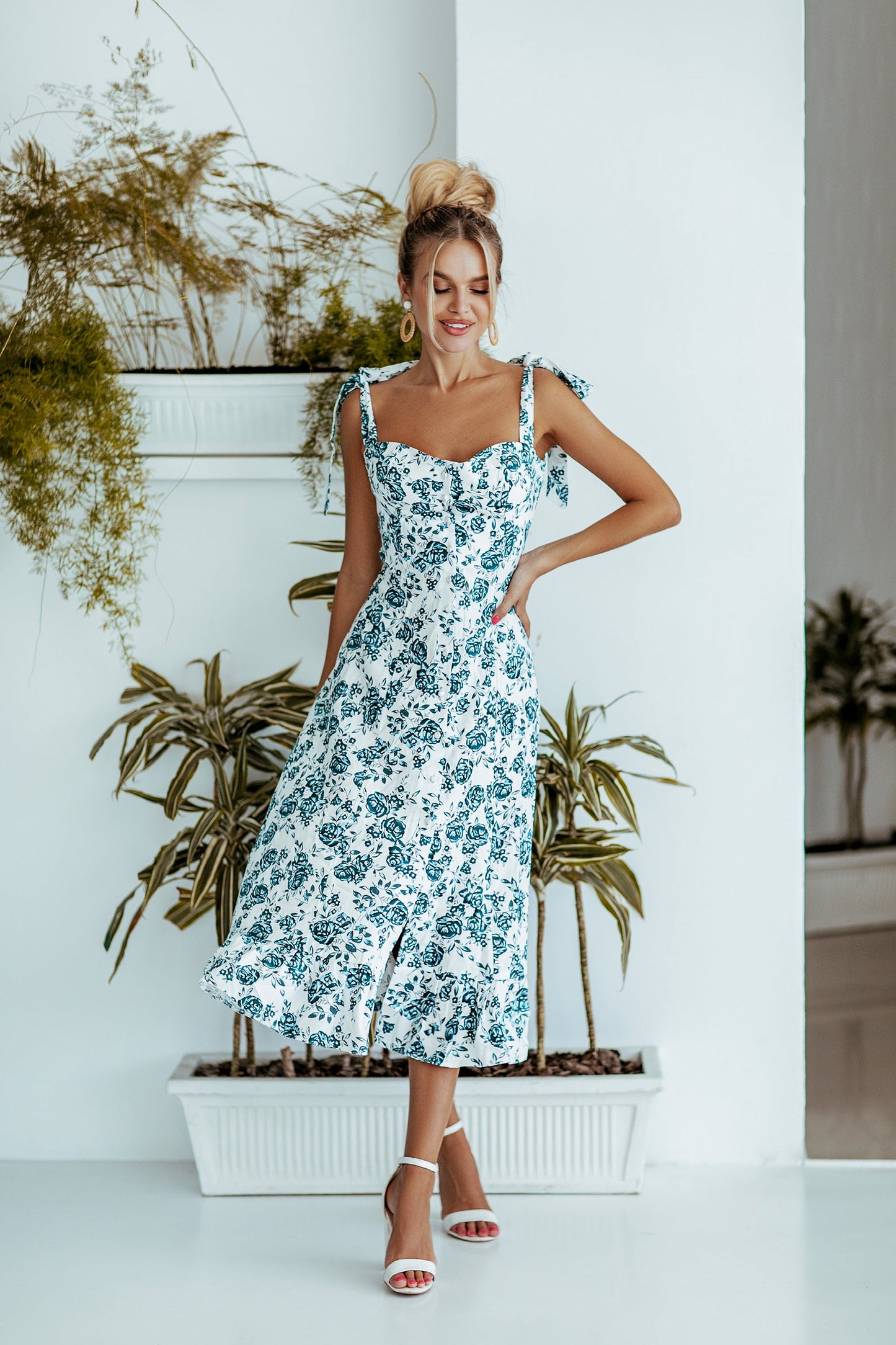 Green Sleeveless Bow Shoulder Midi Dress