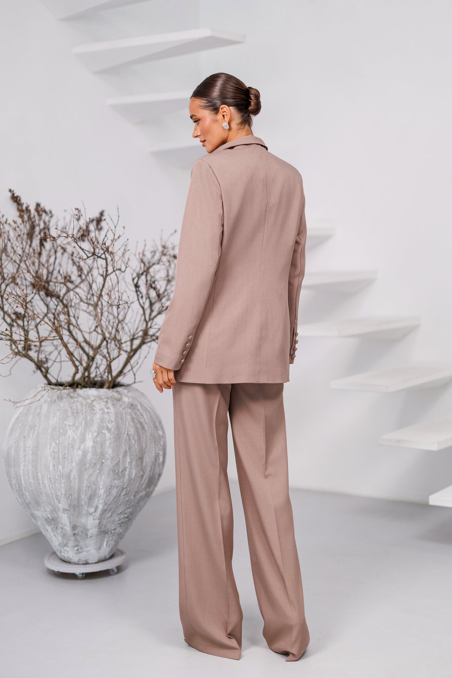 Avira Mocco Double-Breasted Suit 2-Piece
