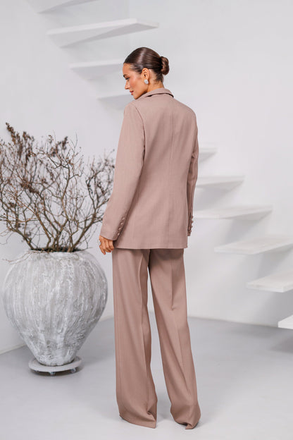 Avira Mocco Double-Breasted Suit 2-Piece