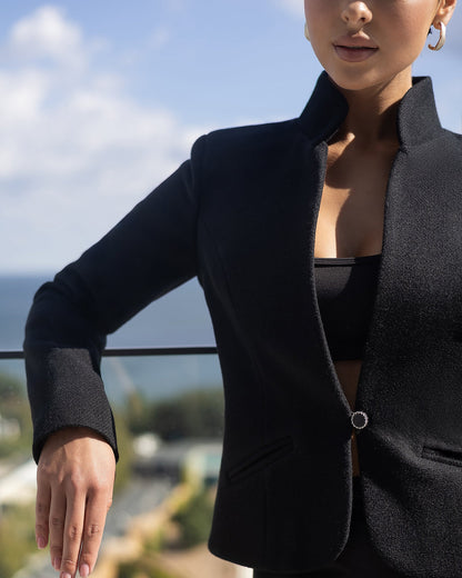 Julia Black Collarless Single-Breasted Blazer