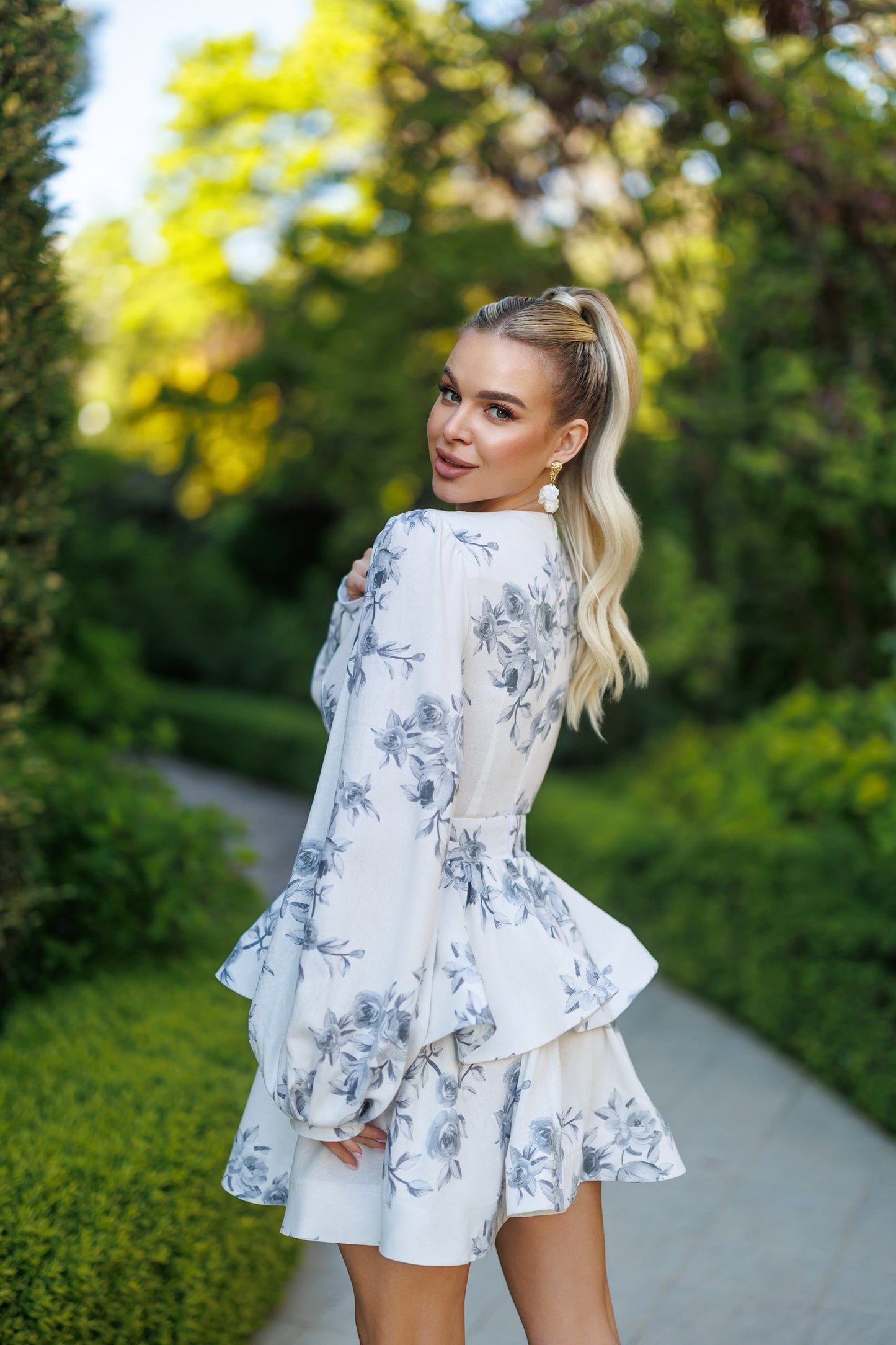 Black Floral-Print V-Neck Puff Sleeve Mini Dress