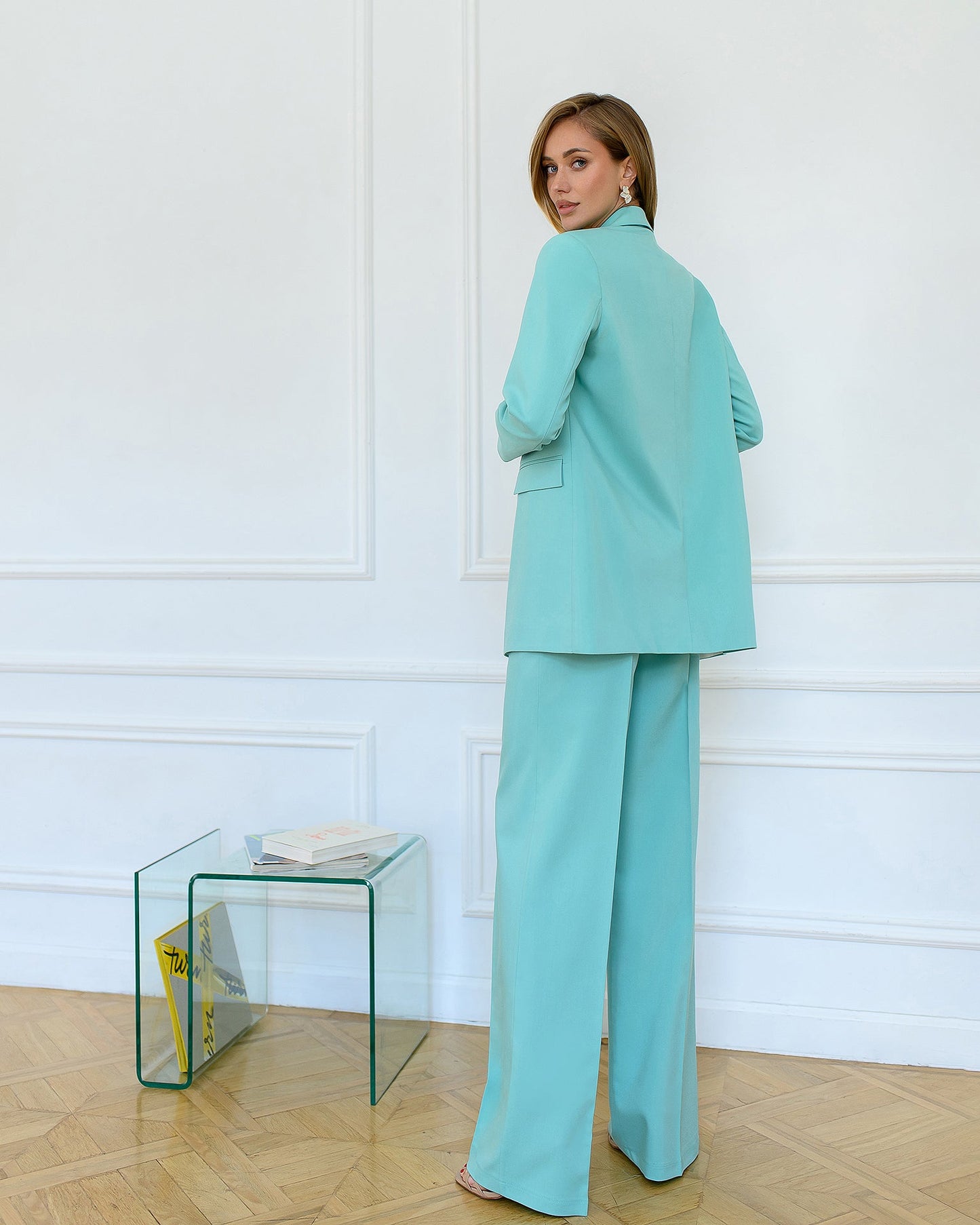 Tiffany-Blue Single-Breasted Oversized Suit 2-Piece