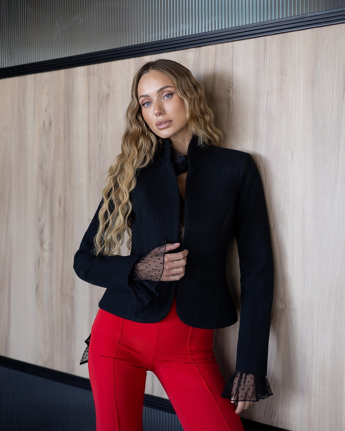 Julia Black Collarless Single-Breasted Blazer