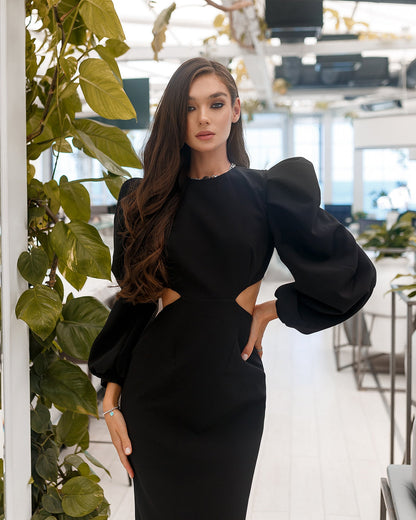 trinarosh Black Backless Cut-Out Puff-Sleeve Midi Dress