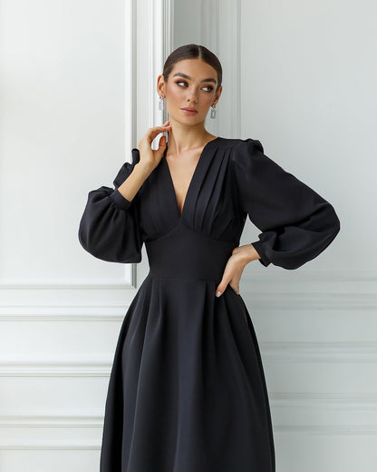 trinarosh Black V-Neck Puff-Sleeve Midi Dress