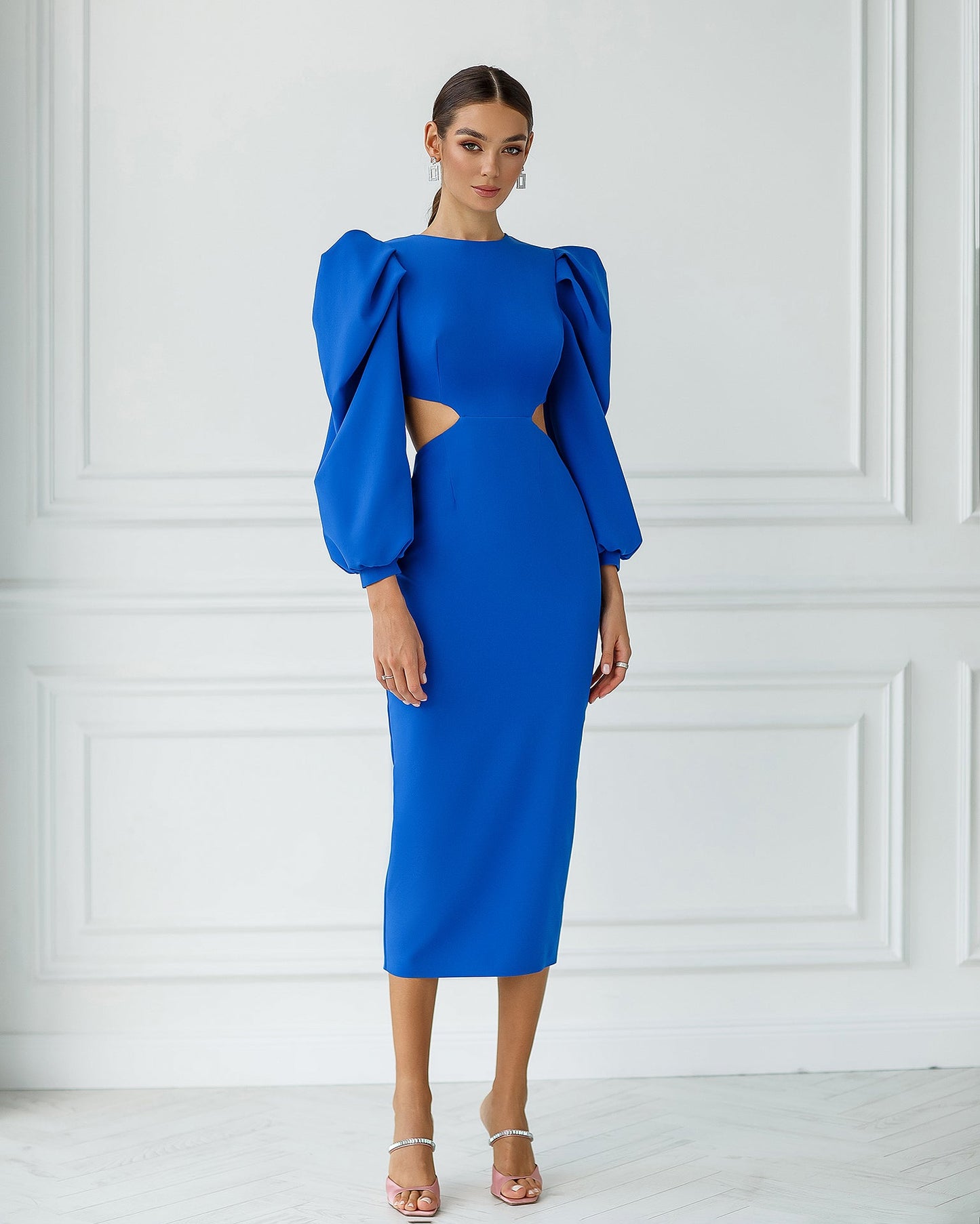 trinarosh Blue Backless Cut-Out Puff-Sleeve Midi Dress