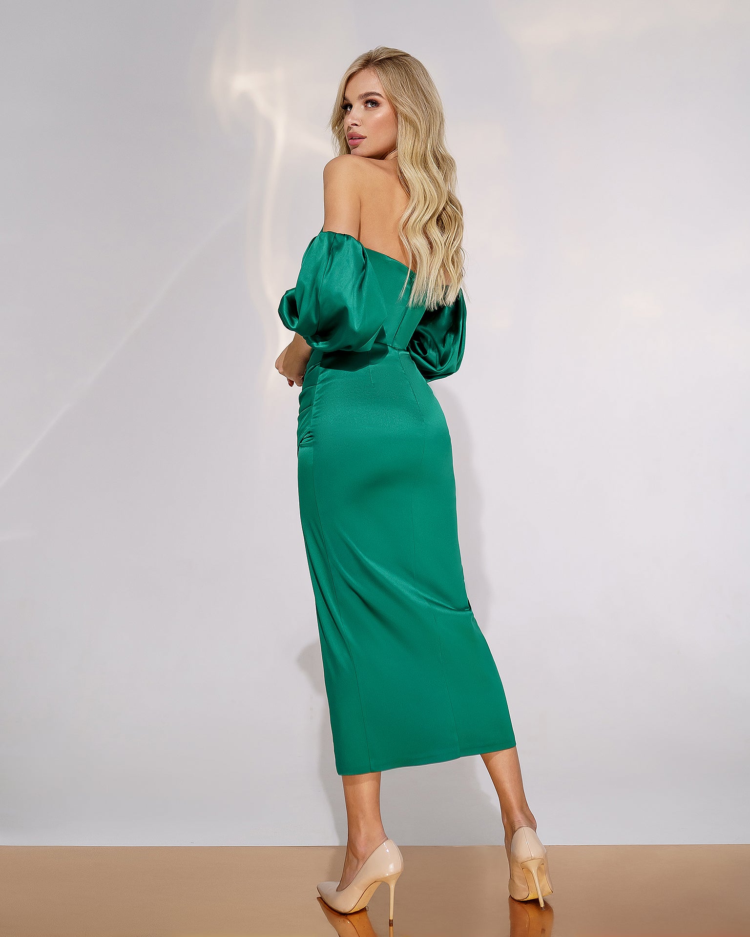 trinarosh Emerald Satin Puff-Sleeve Midi Dress