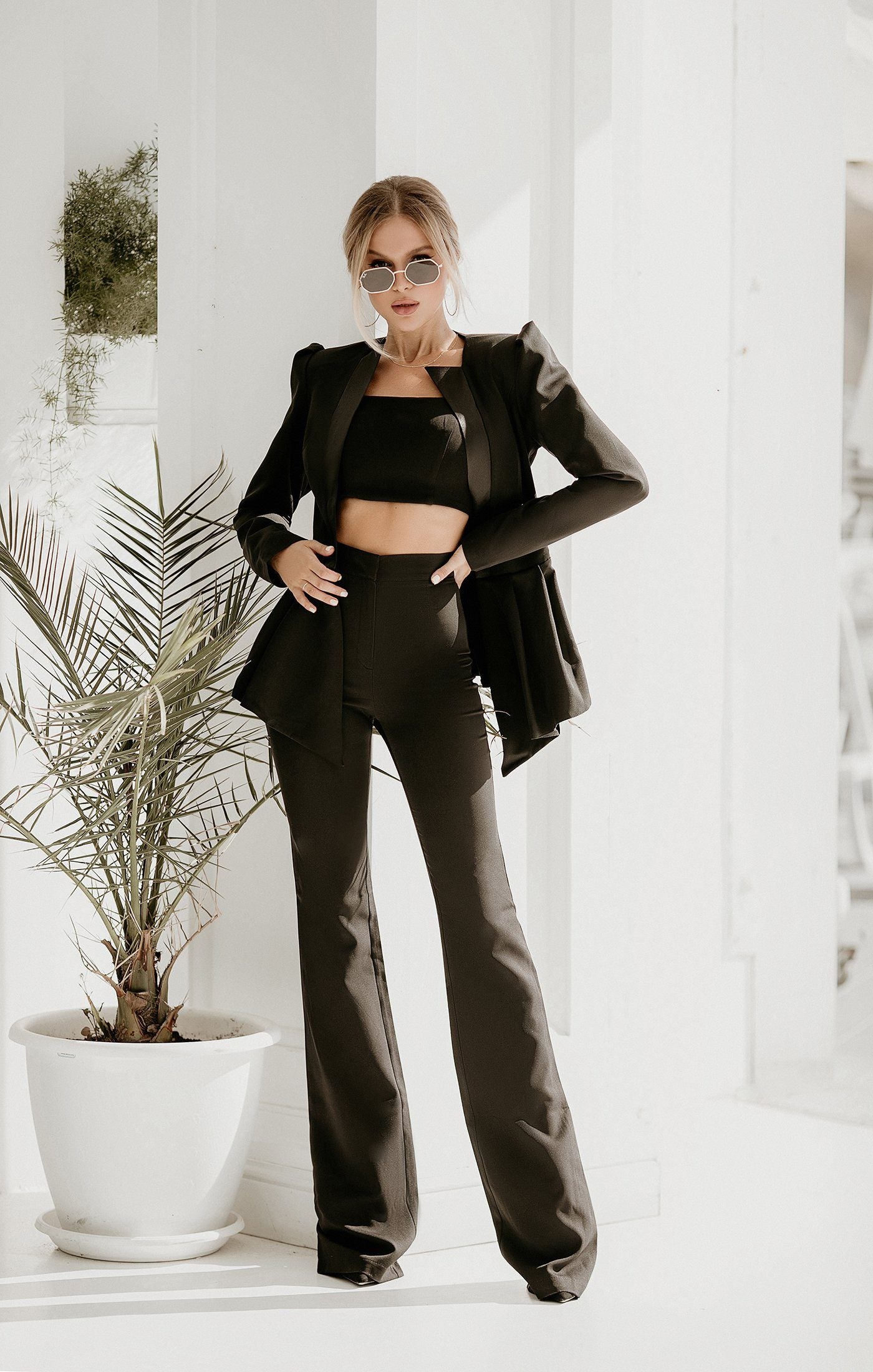 trinarosh Black Promo Suit 2-Piece With Basque And Flared Pants