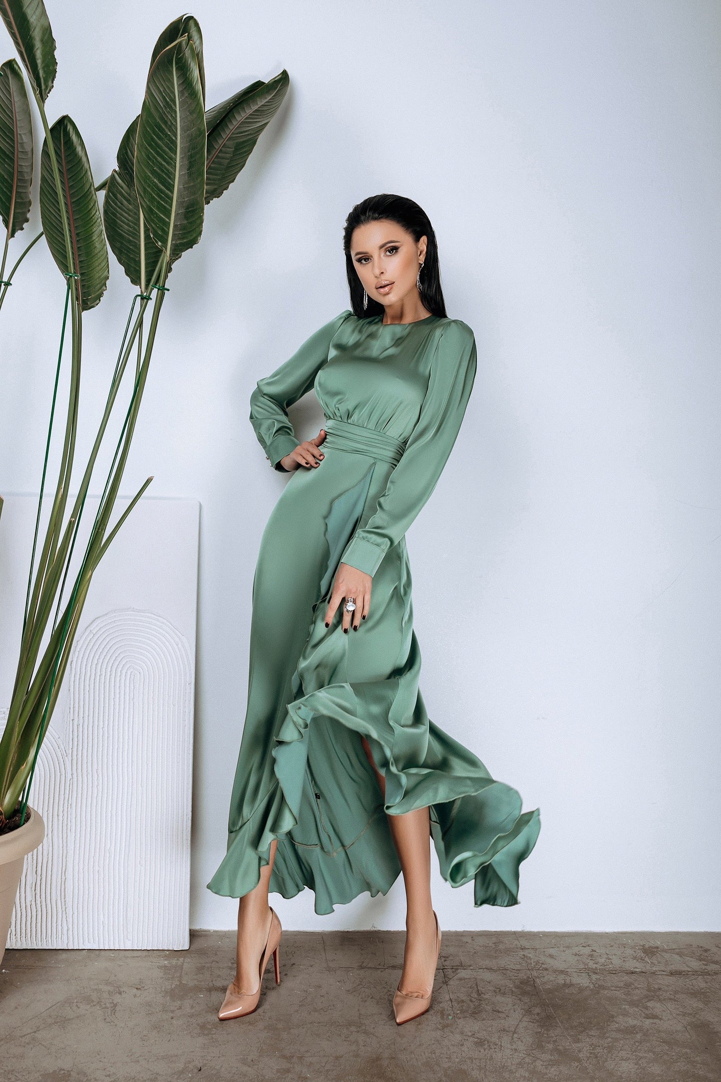 trinarosh Green Thigh-Slit Maxi Dress