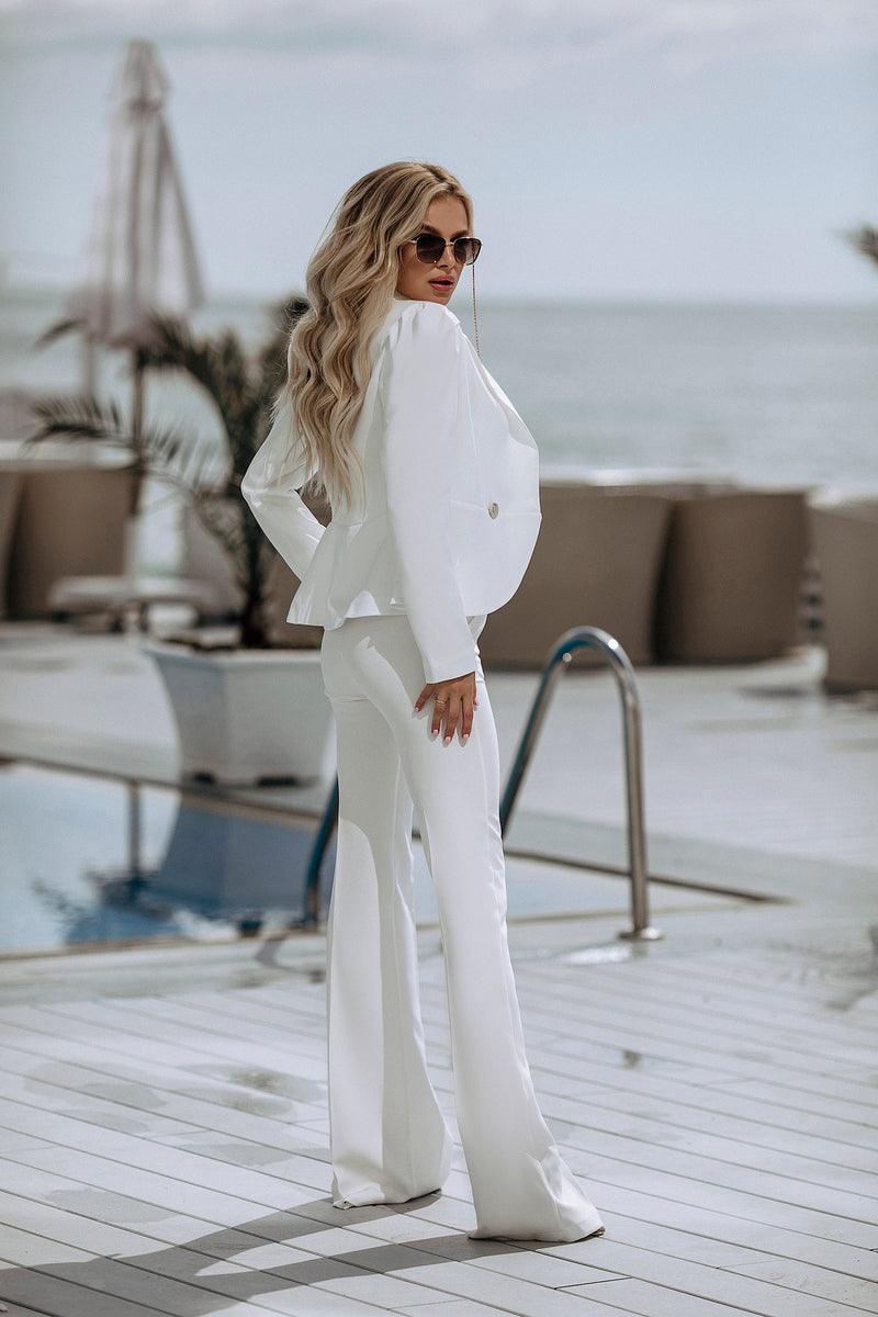 trinarosh White Double Breasted Suit 2-Piece