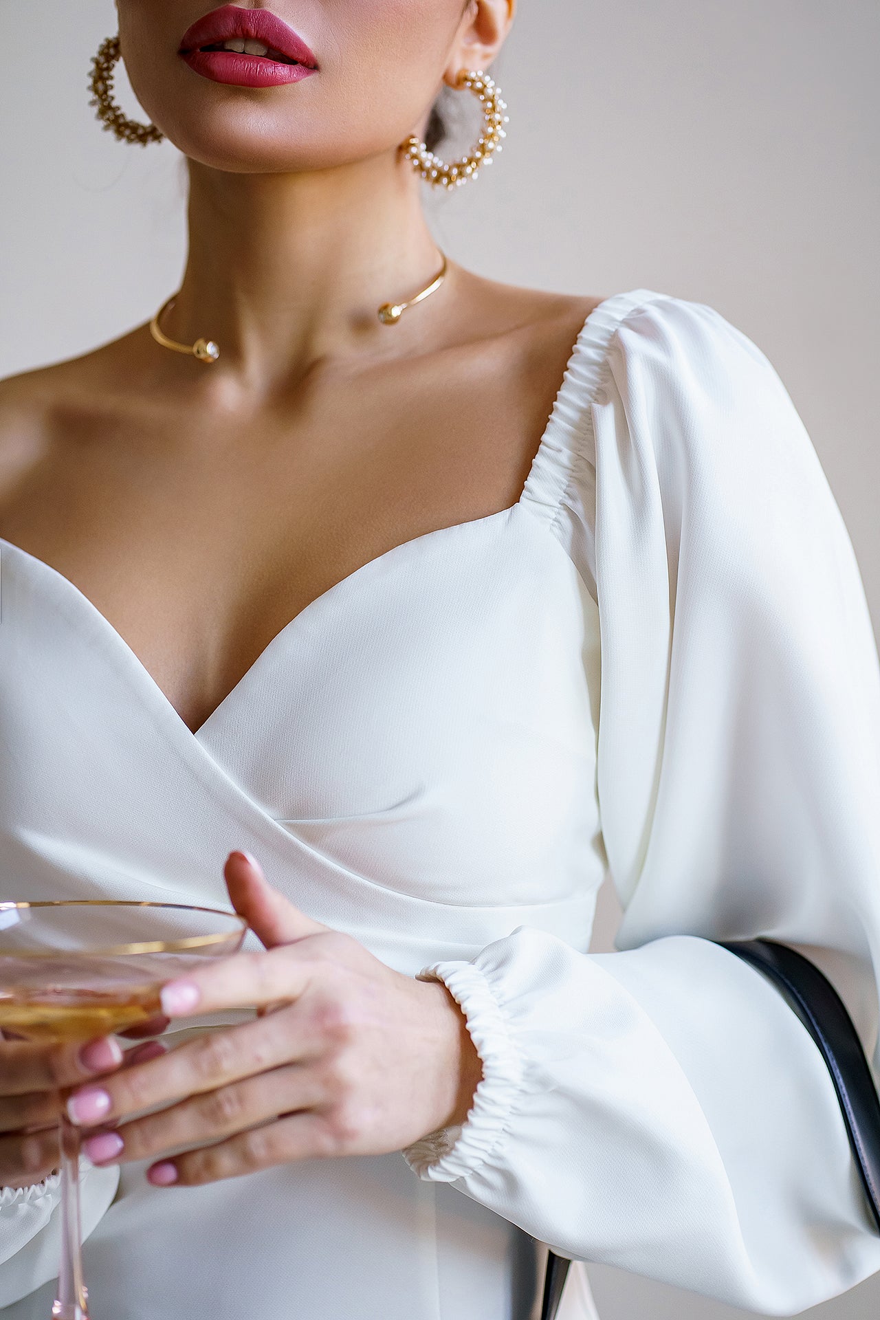 trinarosh White Puff-Sleeve Mini Dress